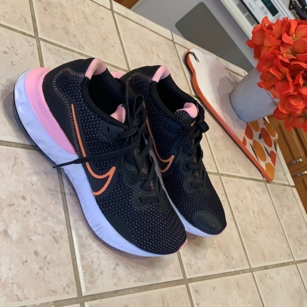 . Nike Renew